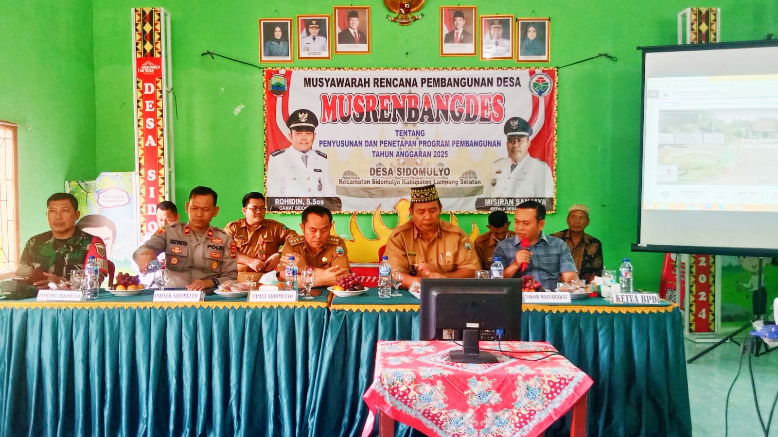 Ketua Komisi I DPRD Lamsel, Agus Sartono Kembali Ingatkan Para Kades dan ASN Saat Hadiri MusrenbangDes Sidomulyo