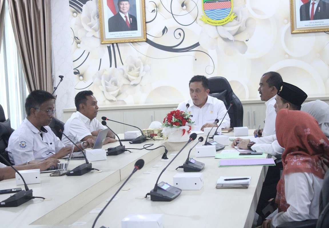 Pemdakab Bekasi Sambut Program Budidaya Ikan Nila Salin untuk Kesejahteraan Warga Muaragembong