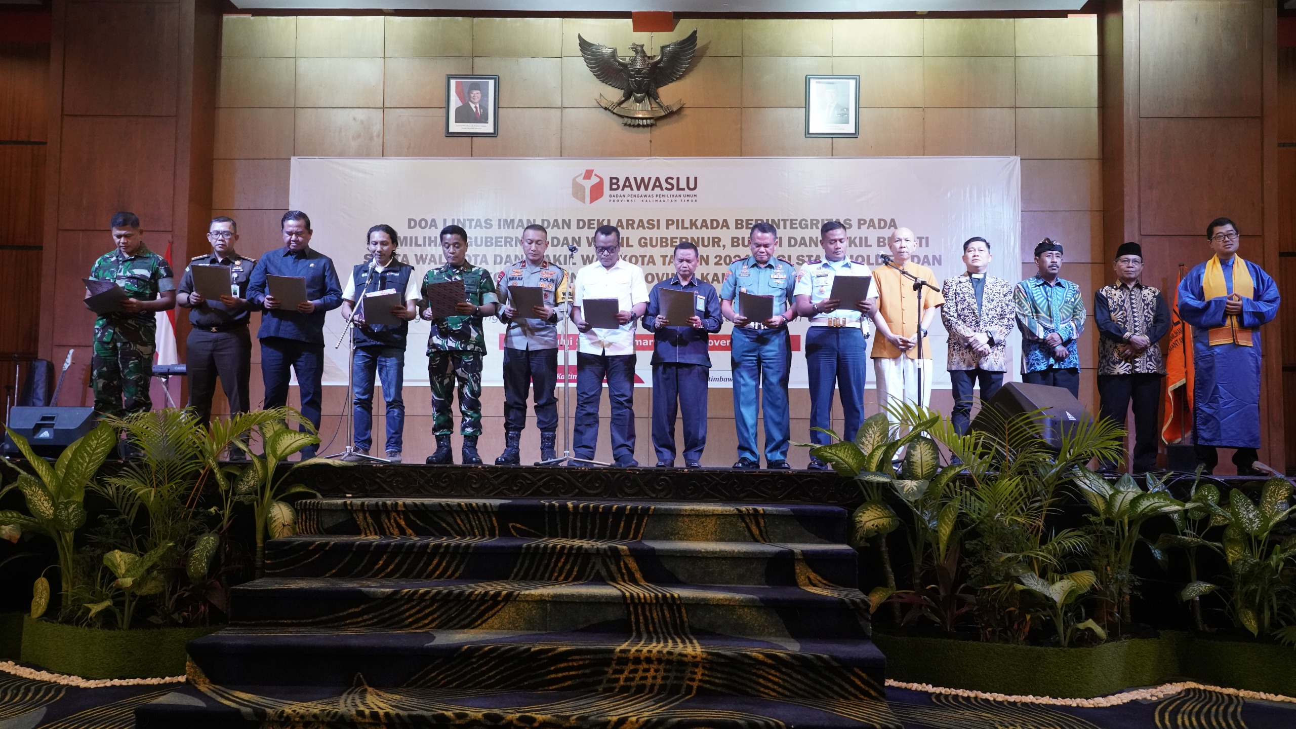 Doa Bersama Lintas Agama Untuk Pilkada Tahun  2024 di Kaltim