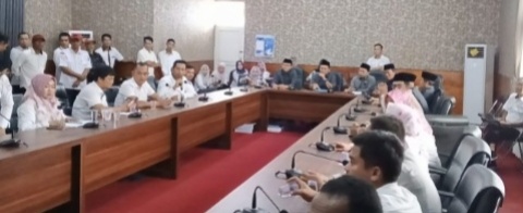 DPRD Lamsel Akan Perjuangkan Nasib Guru Honorer K2