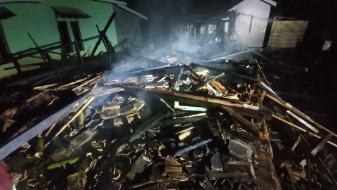 Rumah Warga Sidowaluyo Kecamatan Sidomulyo Hangus Terbakar
