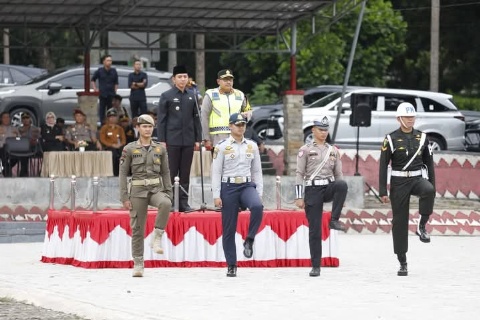 Bupati dan Kapolres Pimpin Apel Gelar Pasukan Operasi Ketupat Krakatau 2025
