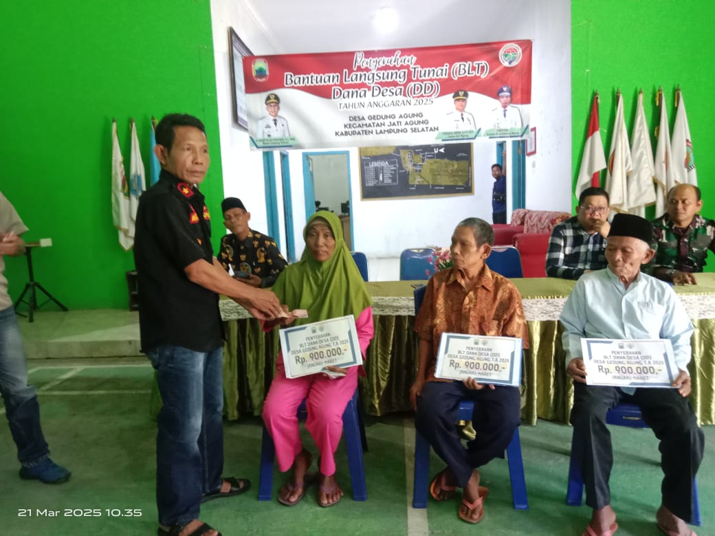 Martono Pimpin Penyaluran BLT-DD Serta Bentuk Kepengurusann Bumdes TA-2025