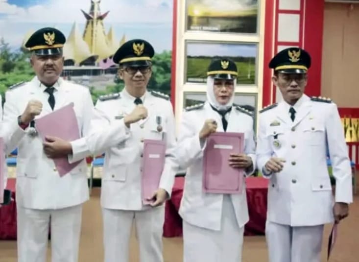 Pasca Viral Fenomena Jalan Kolam Lele,”Camat Palas Dikembalikan Sebagai Pendidik Di SDN 1 Karang Sari