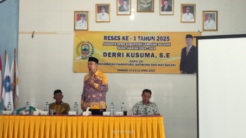 Anggota DPRD Lamsel ,Derri Gelar Reses dan Berikan Pelatihan Wirausaha kepada Warga Desa
