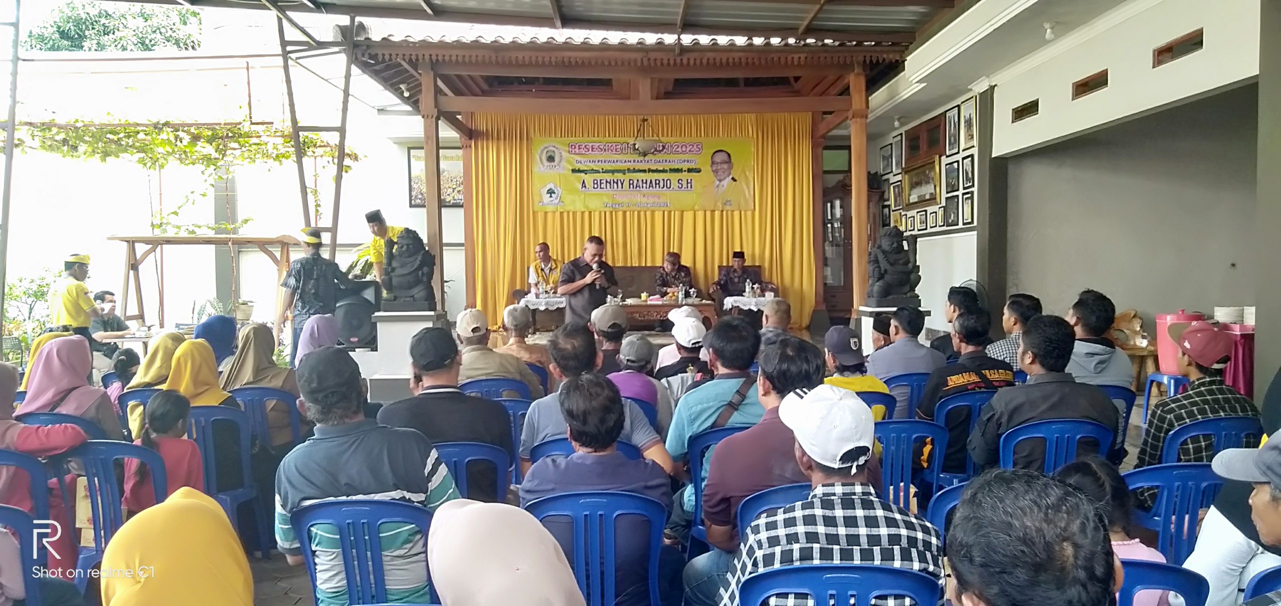 Reses Kesatu Tahun 2025 Benny Raharjo Serap UMKM Aspirasi Masyarakat Terjerat Bank Inang Inang