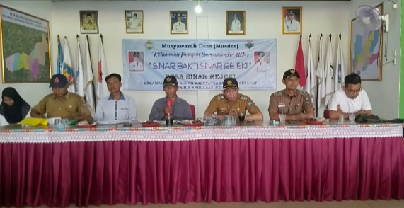 Mantap Pemdes Sinar Rejeki Bersama Bumdes Sinar Bakti Mamfaatkan Lahan Aset Desa Tanpa Sewa Pada Program Ketahanan Pangan