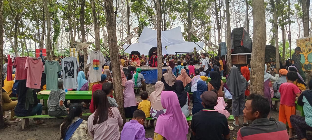 Ketua DPRD Blora Apresiasi Seniman Jogja dalam Kegiatan Nginep Alas