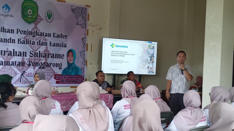 Tingkatkan Kualitas Pelayanan, Babinsa Sukarame Hadiri Pelatihan Kader Posyandu Balita dan Lansia