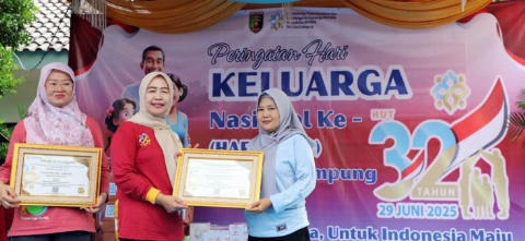 Momen Harganas PPKB Lampung Selatan, Terima Penghargaan dari BKKBN Provinsi Lampung
