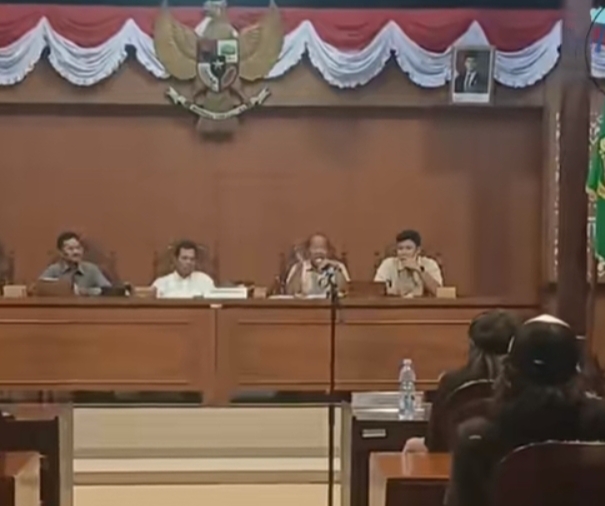 DPRD Blora dan Masyarakat Kecewa, Audiensi Sumur Rakyat Dihadiri Banyak Pihak Absen