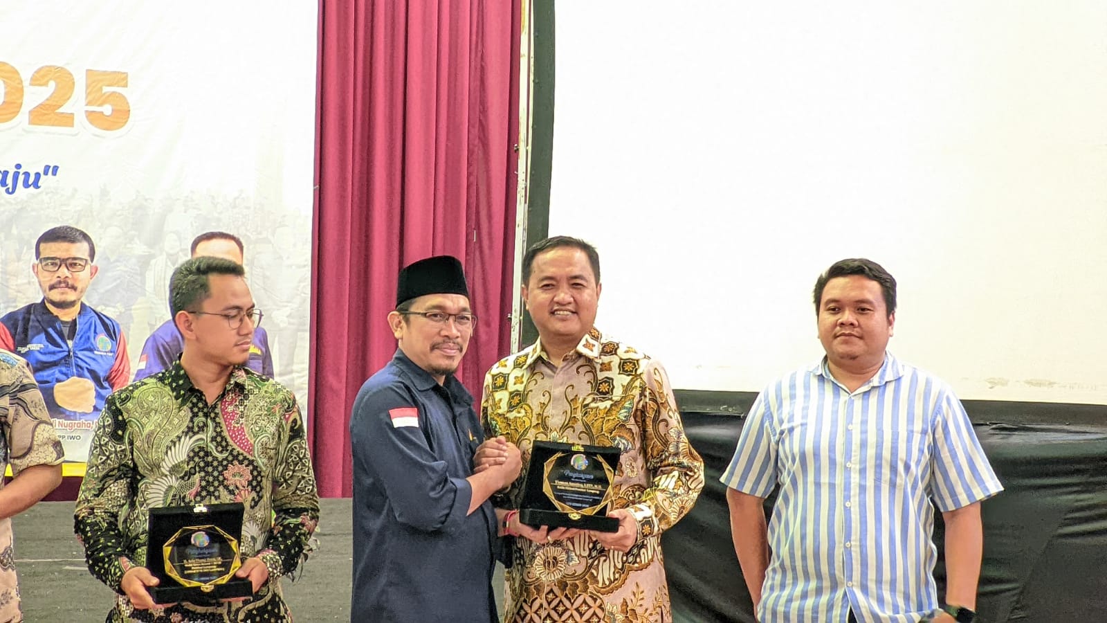 Kadis Pendidikan Provinsi Lampung Thomas Amirico Raih IWO Award 2025 Bukti Dedikasi Tingkatkan SDM