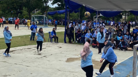 Sekretariat DPRD Lamsel Ikut Meriahkan Hoarnas Lewat Turnamen Voli