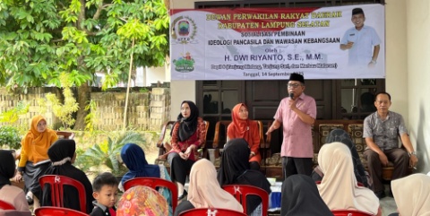UUD 1945 Jadi Pembukaan Sosialisasi IPWK  oleh Anggota DPRD Dwi Riyanto