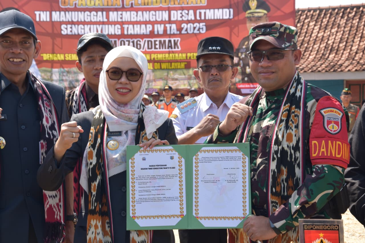 Kodim 0716/Demak Gelar Upacara Pembukaan TMMD Sengkuyung Tahap IV TA. 2025 Di Desa Surodadi, Kec. Sayung
