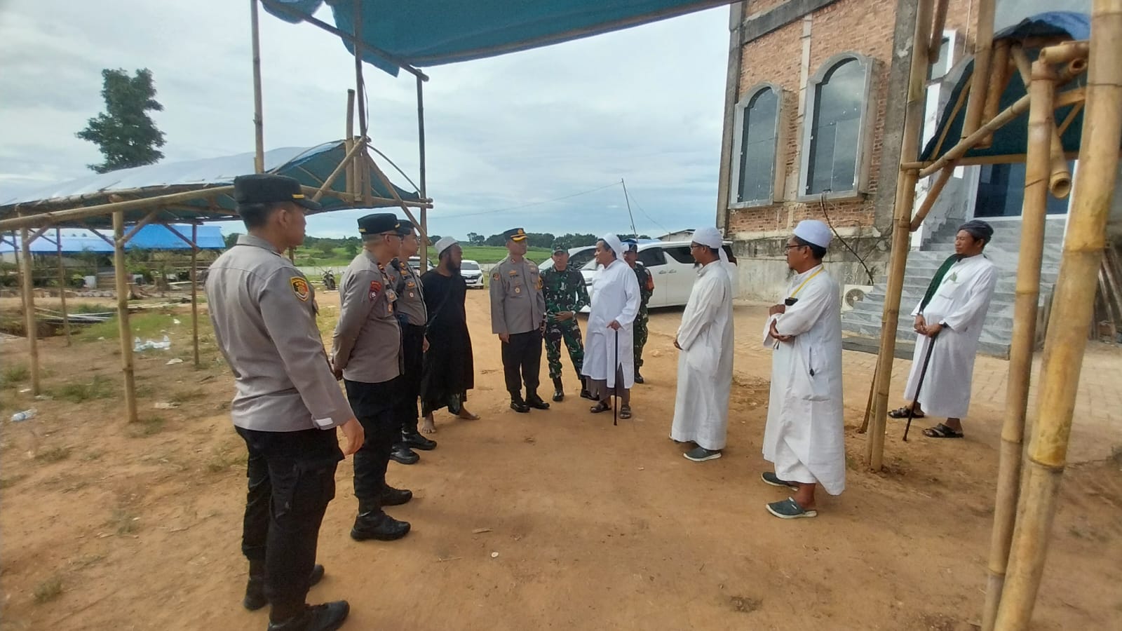 Kapolres Lampung Selatan Tinjau Pengamanan Tabligh Akbar Indonesia Berdoa
