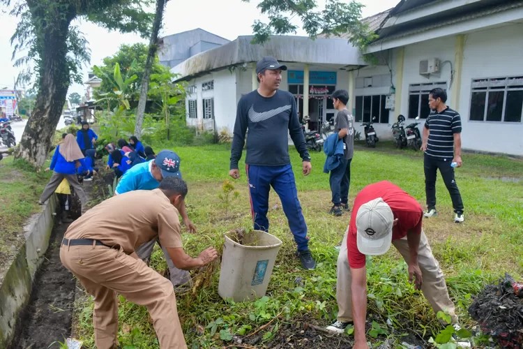 Bupati Lutra Bersama P3K Gotong Royong di Ibukota Masamba