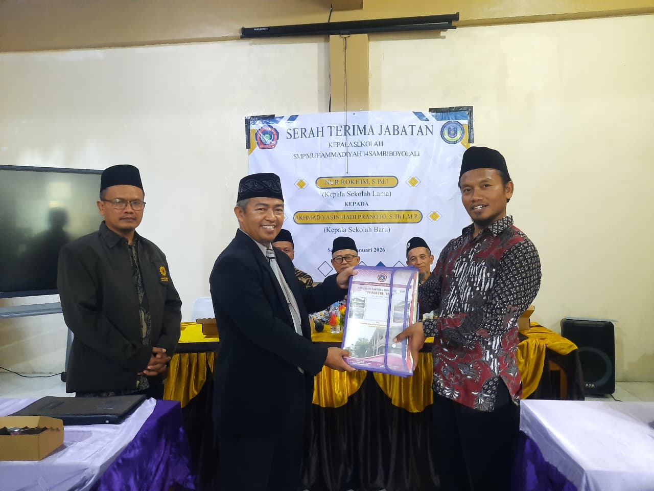 Serah Terima Kepala SMP Muhammadiyah PonpesMU Manafi’ul ‘Ulum Sambi Berlangsung Khidmat