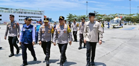 Arus Mudik Mulai Padat, Bupati Egi Dampingi Wakapolri Sidak Pelabuhan Bakauheni