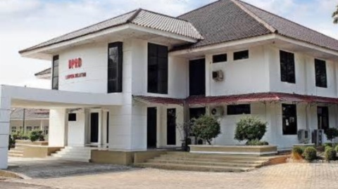 Sekretariat DPRD Lampung Selatan Pastikan Pengadaan Jasa Laundry Dilaksanakan Sesuai Prosedur