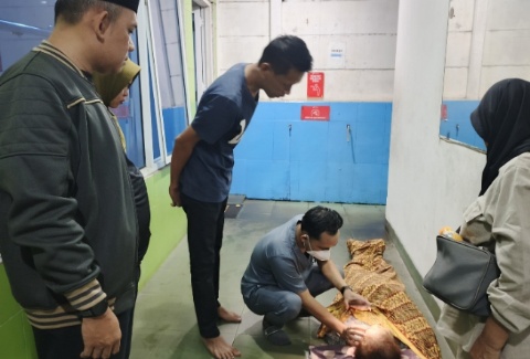 Diduga Kelelahan dan Memiliki Riwayat Penyakit, Warga Cirebon Wafat di SPBU Kota Dalam
