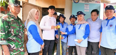 Bupati Lamsel, Radityo Egi Pratama Resmikan Bank Sampah