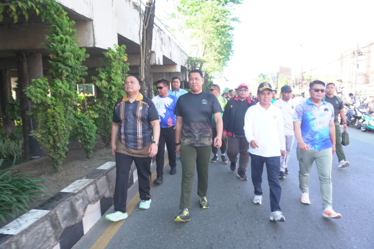 Tingkatkan Soliditas, Kasi Intel Kasrem  091/ASN Hadiri Olahraga dan Silaturahmi Bersama Jajaran Polresta Samarinda