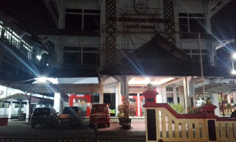 Bupati Sukoharjo Diduga Terjaring OTT, Polres Sukoharjo Hingga Rumah Dinas Sepi