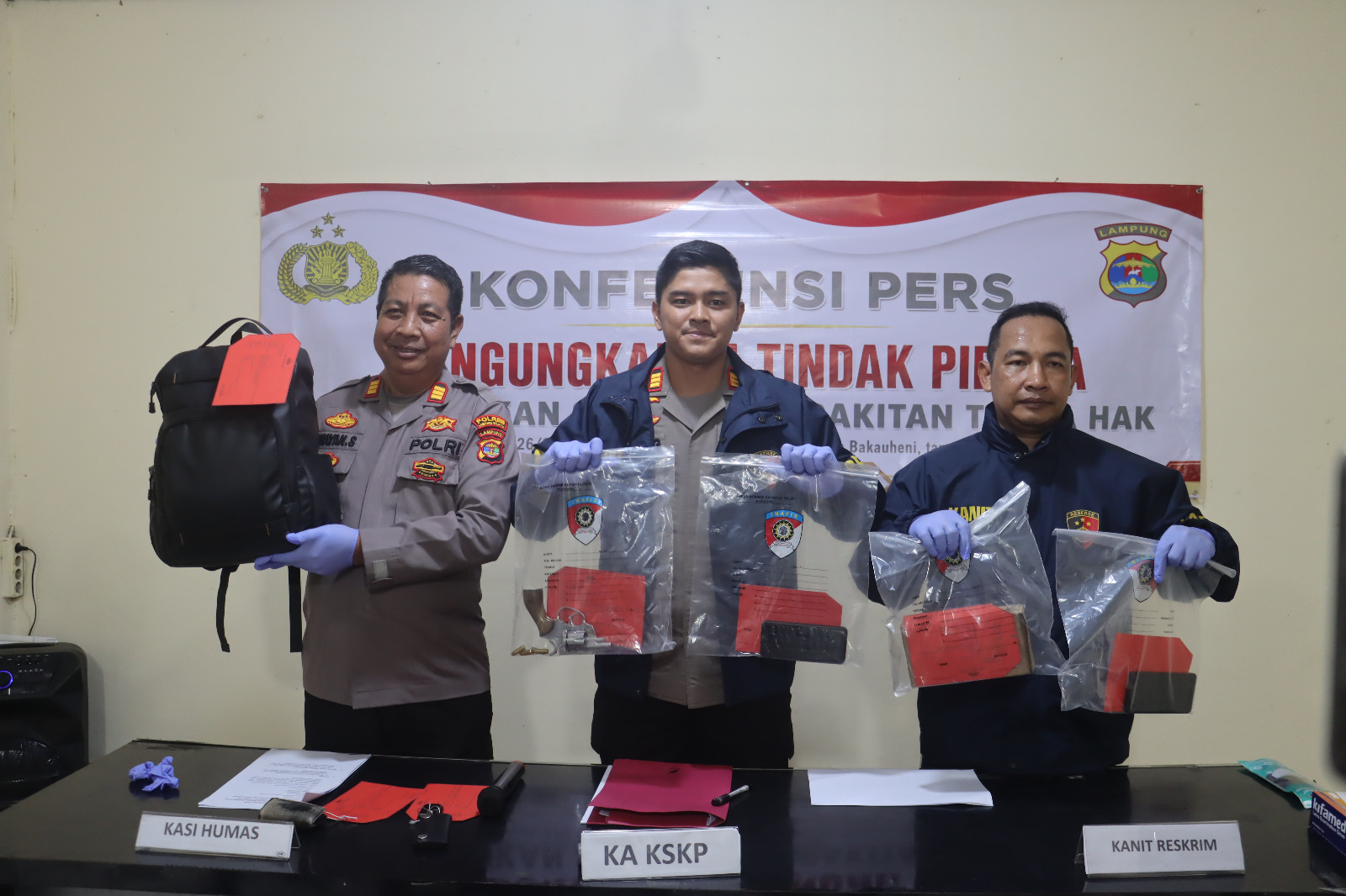 Polisi Gagalkan Pengiriman Senjata Api Rakitan Ke Pulau Jawa