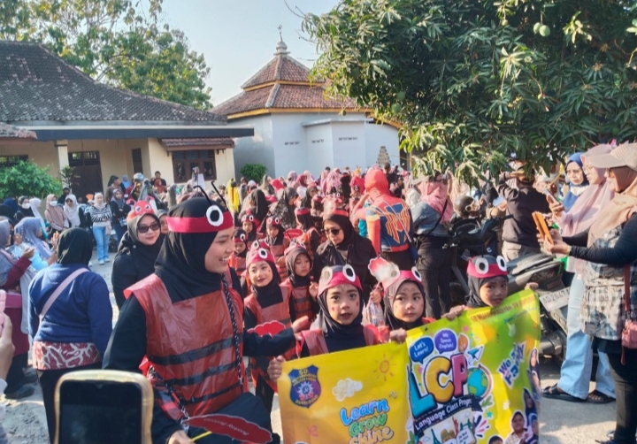 Semarak Kemerdekaan, SD Muh PK Banyudono Gelar Karnaval Kemerdekaan HUT RI ke-81
