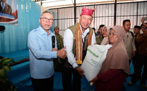 Menko Pangan Zulhas Pastikan Bantuan Beras untuk 33,2 Juta KPM Pastikan Berlanjut hingga Akhir 2026, Termasuk 182.398 KPM Lampung Selatan