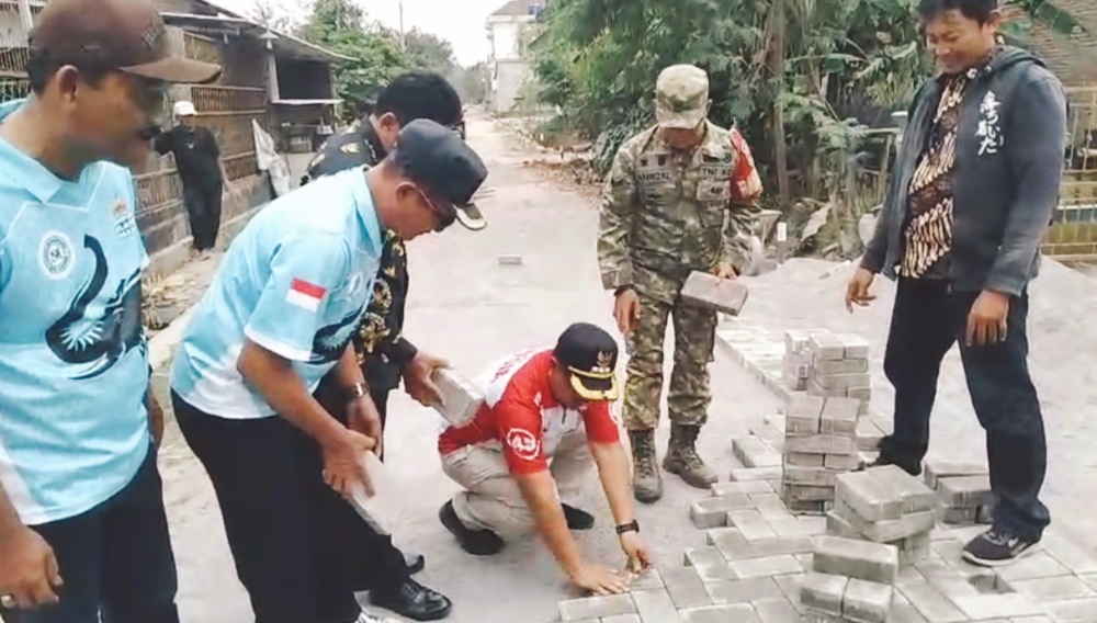 Pemerintah Desa Margodadi Bangun Jalan Paving Blok Di 4 Dusun Mamfaatkan Anggaran DD Dan DBH Tahun 2026