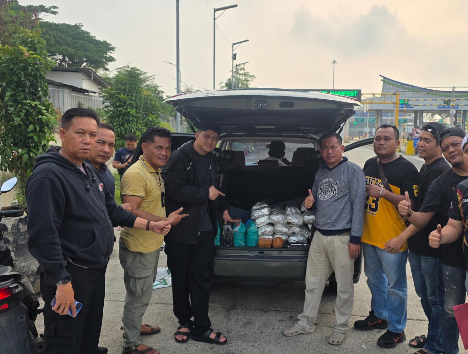 Plat Besi Bikin Curiga,Polisi Temukan 27 Kilogram Sabu Di Innova