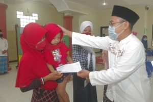 IPMAFA Pati Beri Santunan Anak Yatim dan Dhuafa DiSekitar Kampus